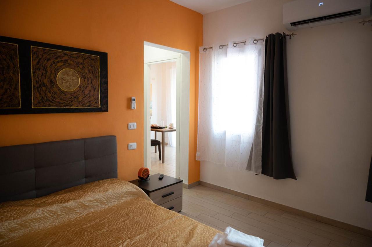 Dimora Rossa Bed and Breakfast Sottomarina Eksteriør billede
