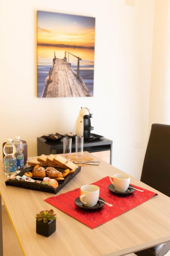 Dimora Rossa Bed and Breakfast Sottomarina Eksteriør billede