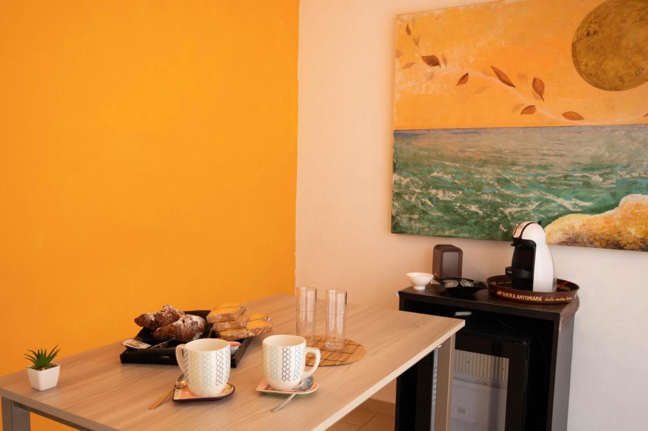 Dimora Rossa Bed and Breakfast Sottomarina Eksteriør billede